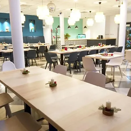 Jural 住宿加早餐酒店 斯克拉斯卡波伦巴